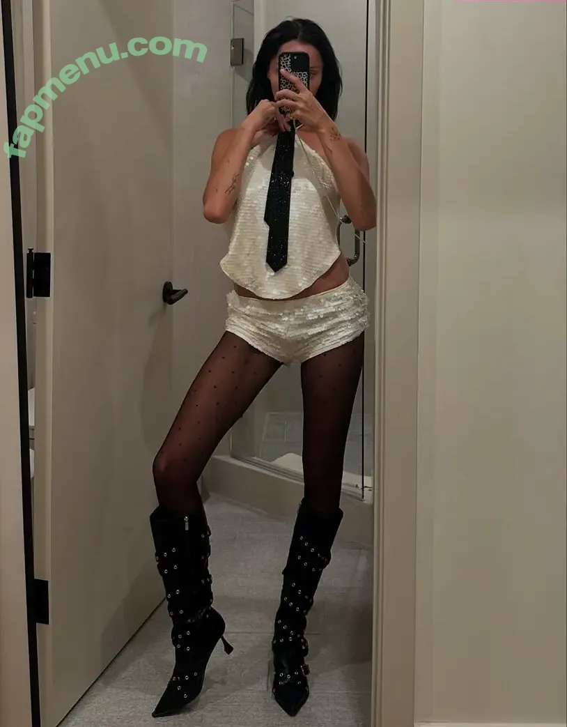 Syd Taylor nude photo #0022 (sydneyy.taylor / sydtherockerkid)