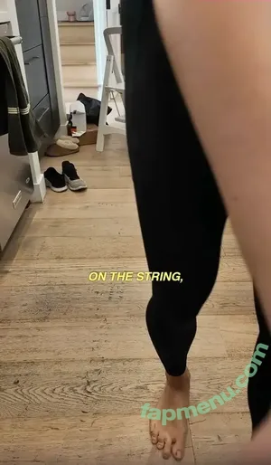  nude photo #0001
