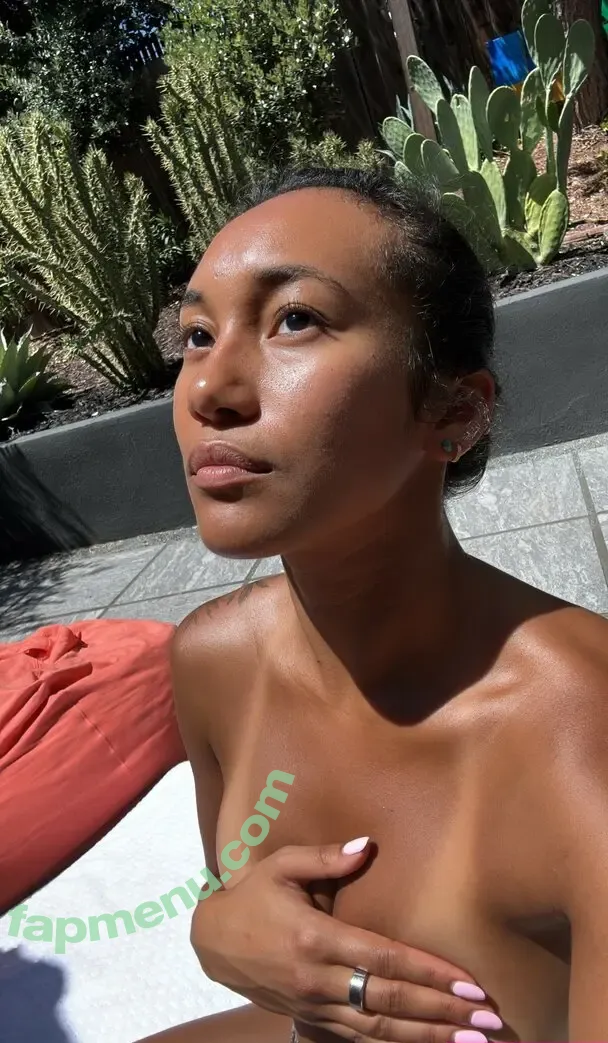 Sydney Park nude photo #0200 (heysydneypark)