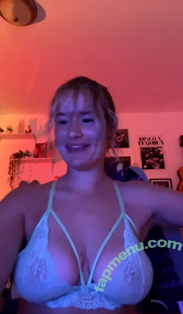 Sydney Wilson nude photo #0017 (finallylegal18 / sydney_wilsonxoxo)