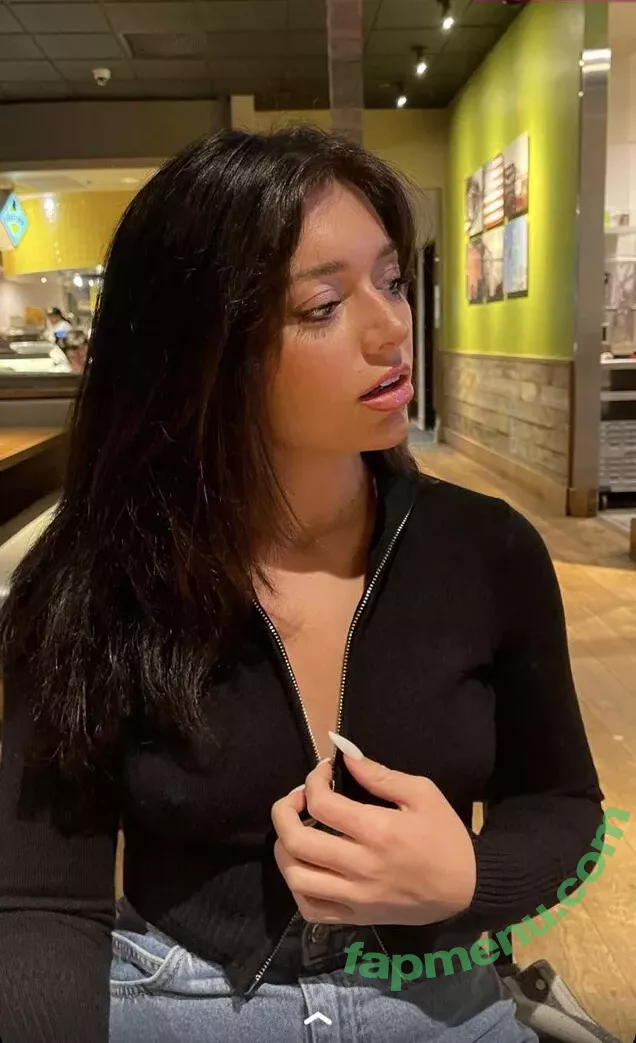 Tabitha Swatosh nude photo #0027 (tabithaswatosh)
