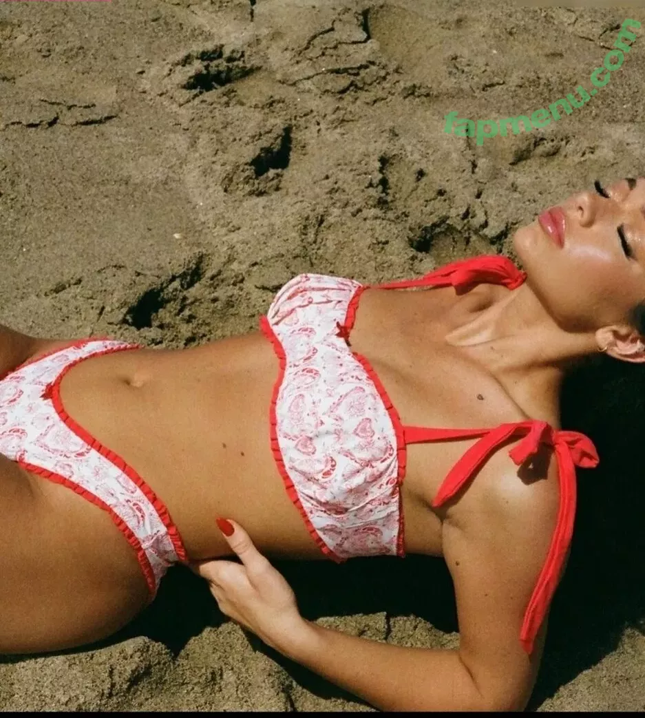 Tabitha Swatosh nude photo #0241 (tabithaswatosh)