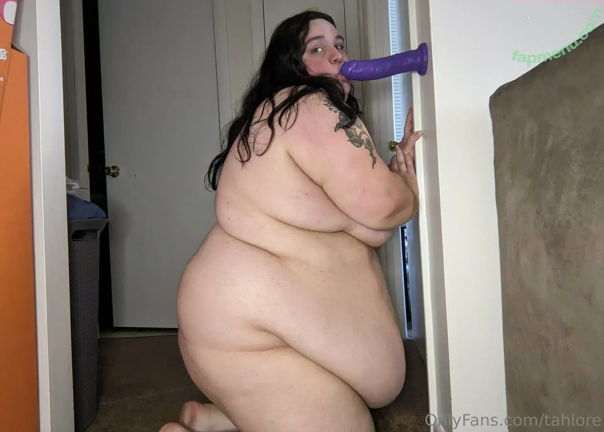 tahlore nude photo #0027 (taylorswift)
