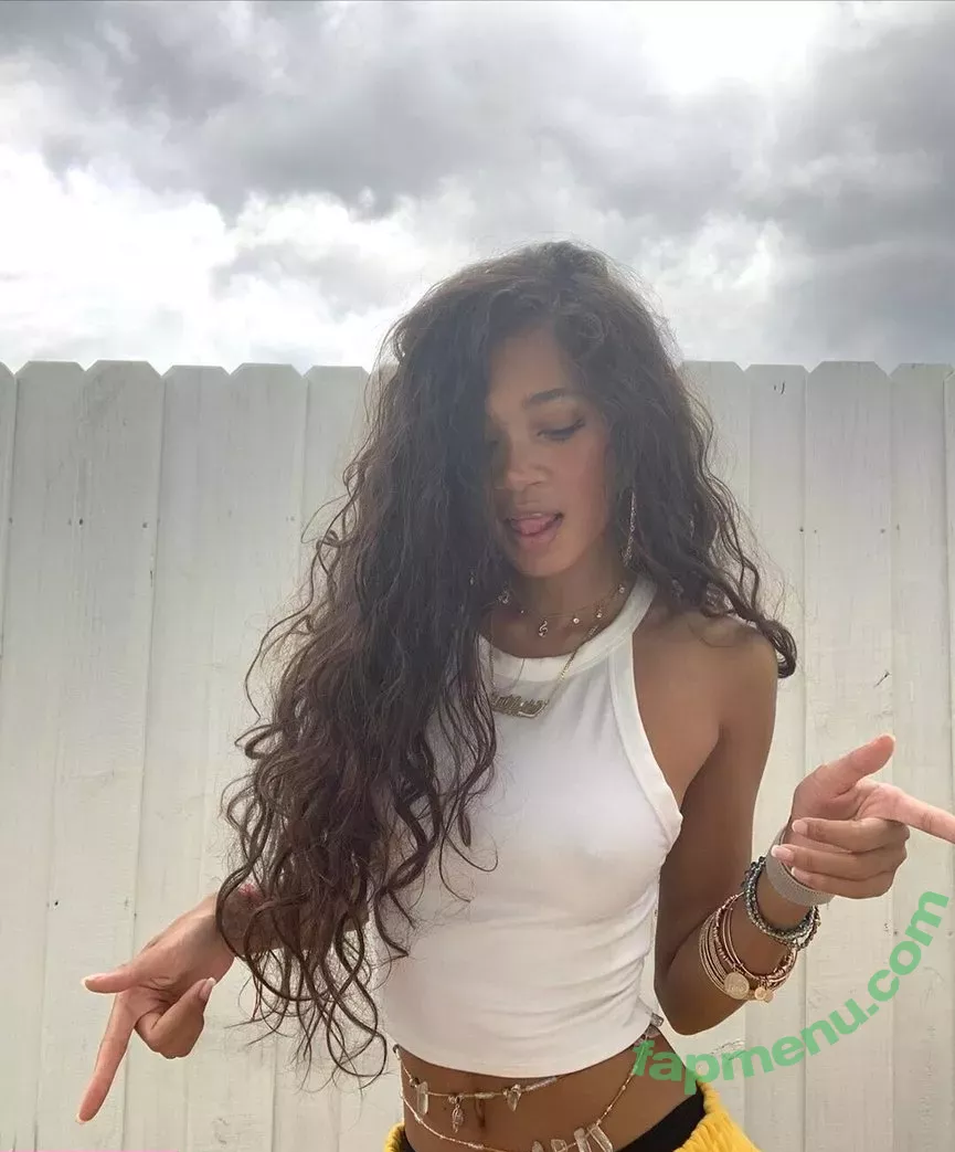 Tai'Aysha nude photo #0004 (TaiAyshaMami / taiaysha)