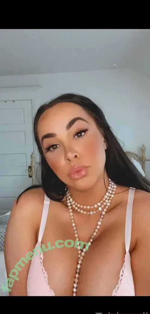 taisha nude photo #0003 (taisha_britney_)