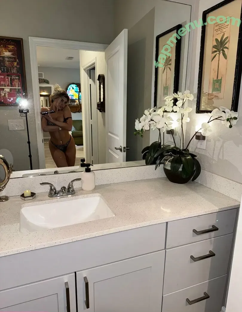 Tak0bell nude photo #0014 (Lemonkittenz)