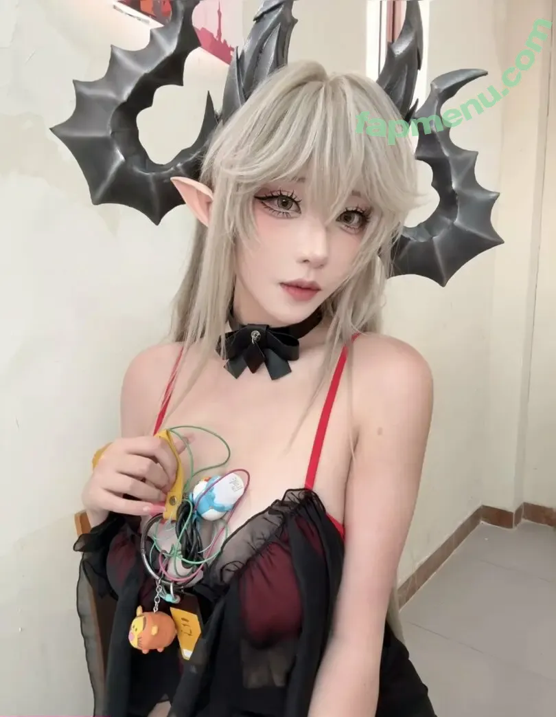 Takomayuyi nude photo #1018 (takochabuu)