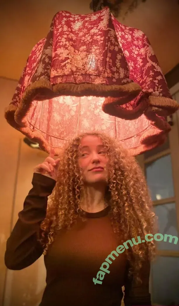 Tal Wilkenfeld nude photo #0005 (Tal Wilkenfeld)