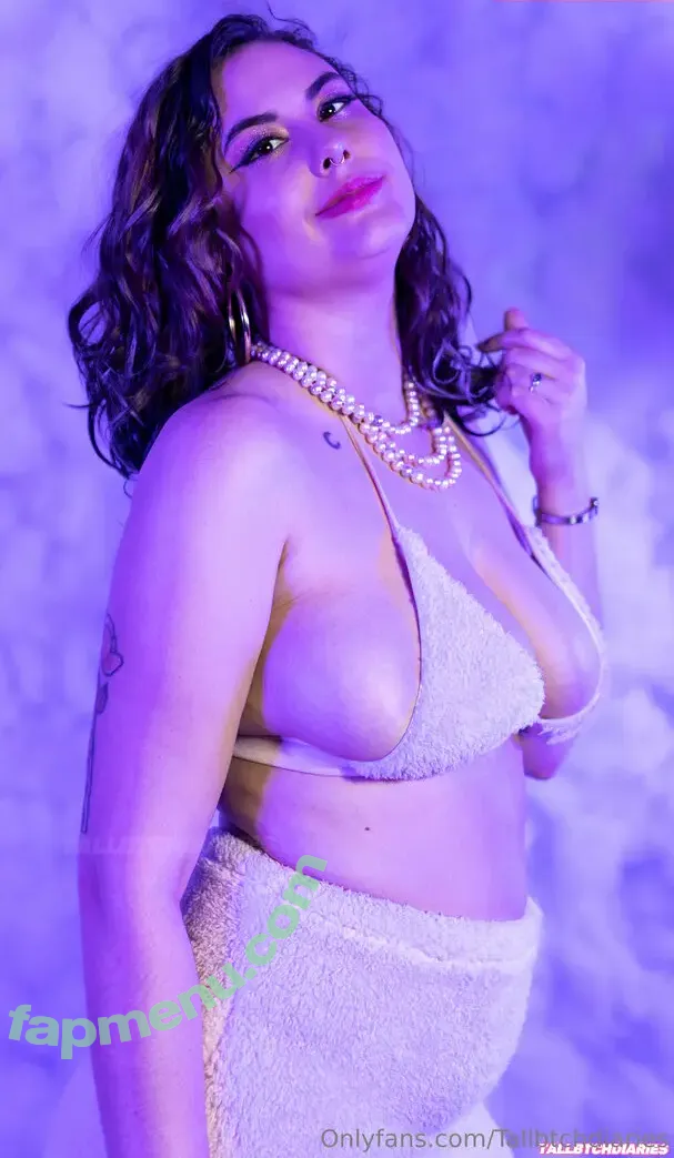 tallbtchdiaries nude photo #0072 (Tallbtchdiaries2)