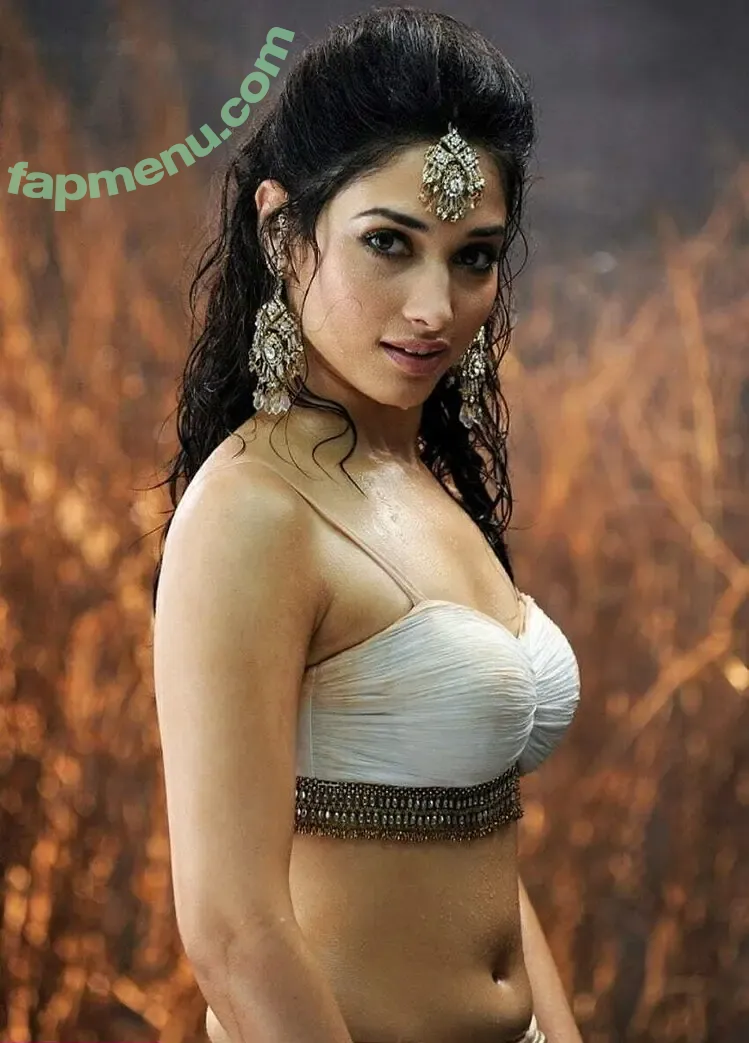 Tamanna Bhatia nude photo #0054 (tamannaahspeaks)