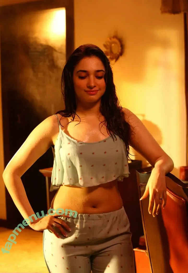 Tamanna Bhatia nude photo #0131 (tamannaahspeaks)