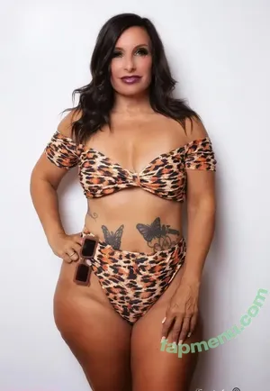 Tamara Carter / Tamara Lee / curvyqueen33 / iamtamara_carter / teeleigh33 nude photo #0088