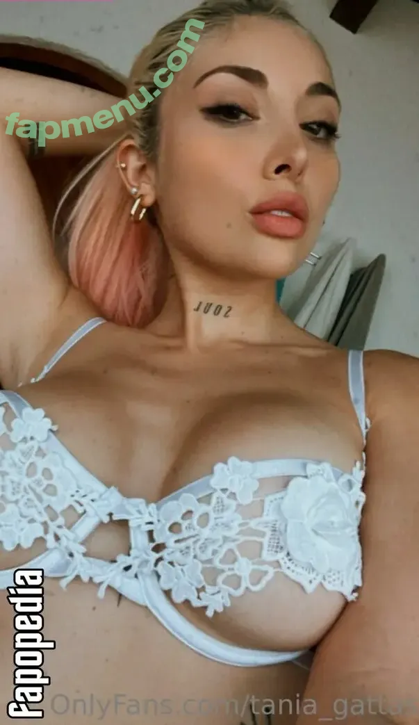 Tania Gattas nude photo #0010 (tania_gattas / taniagattas)