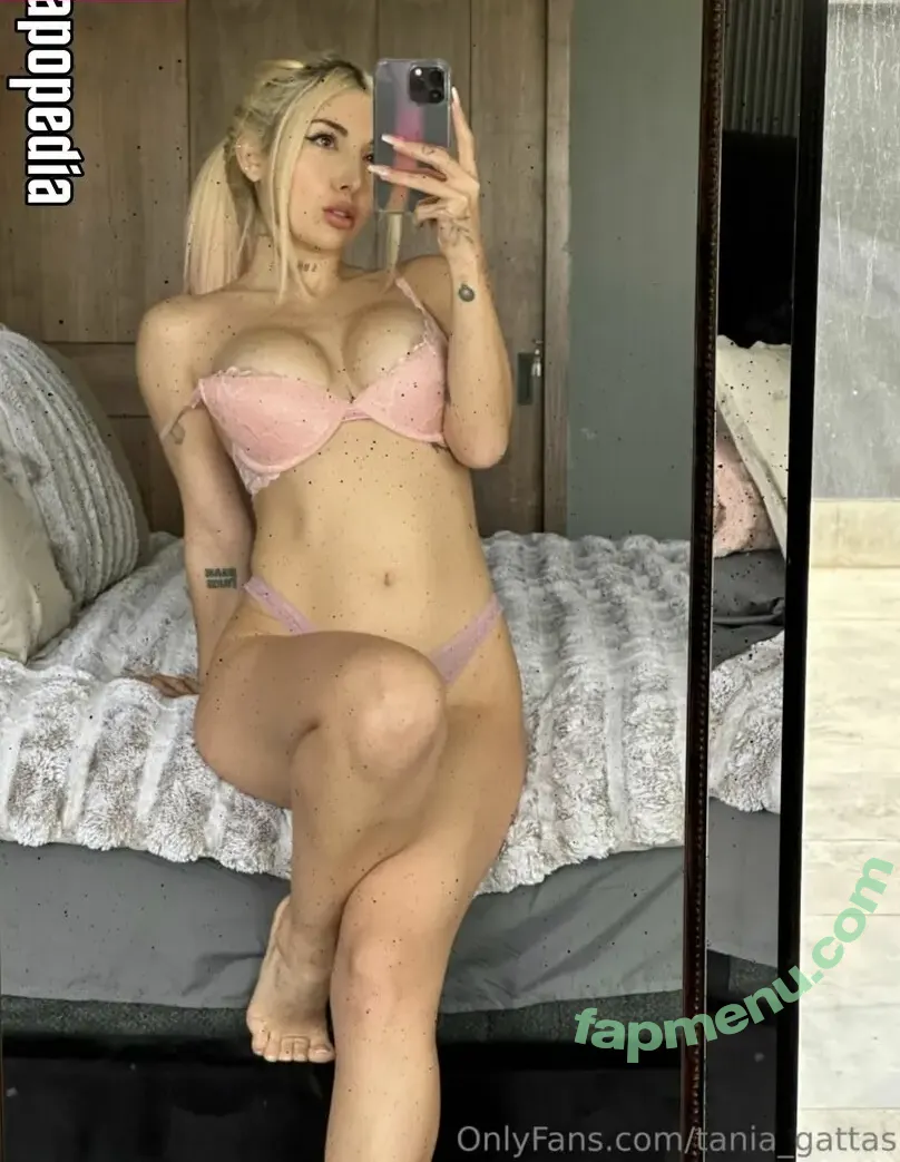 Tania Gattas nude photo #0012 (tania_gattas / taniagattas)