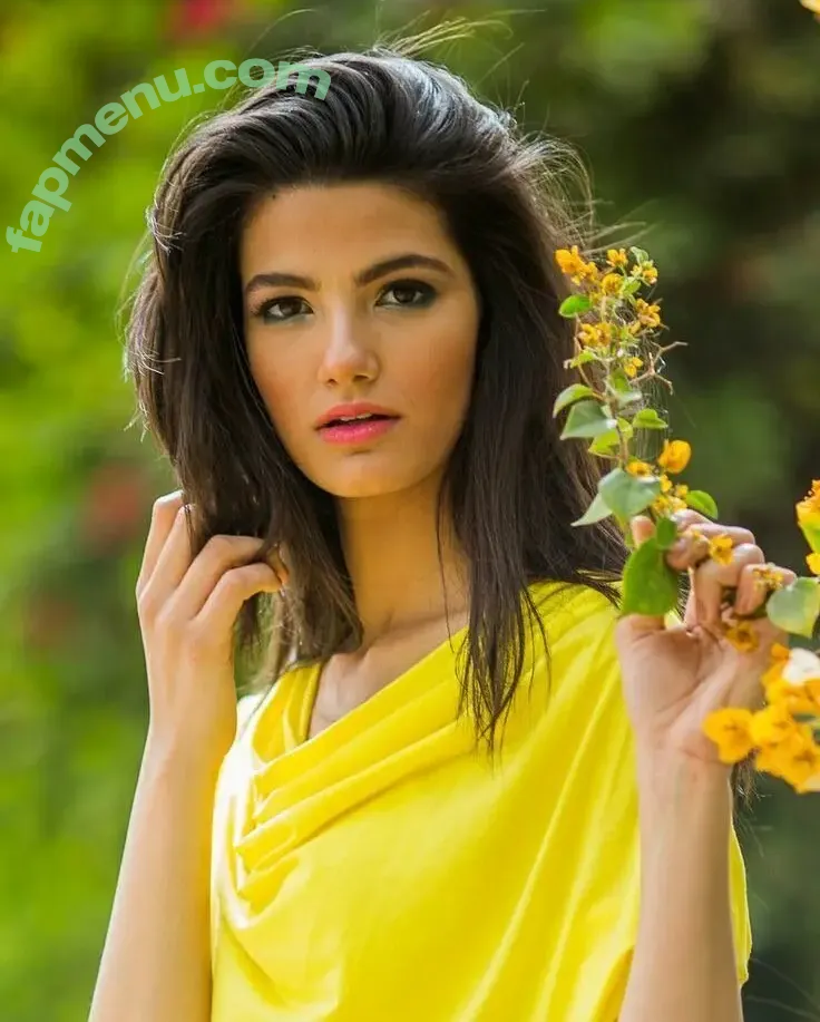 Tara Emad nude photo #0011 (Tara Emad)