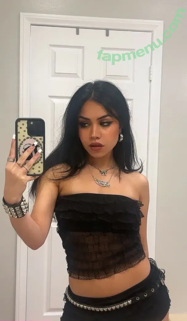 Tara Yummy nude photo #0059 (taratasty / tarayummyy)
