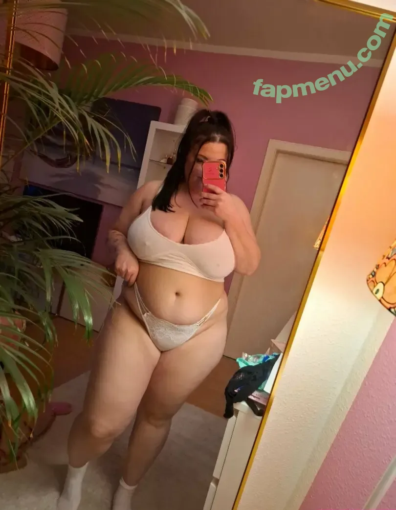 tarachambler nude photo #0051 (tarachambler)