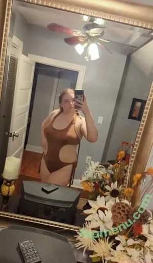 tarbear78 / tareebearr nude photo #0003