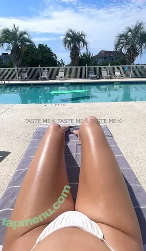 tastemekxoxo / tastekxo nude photo #0009