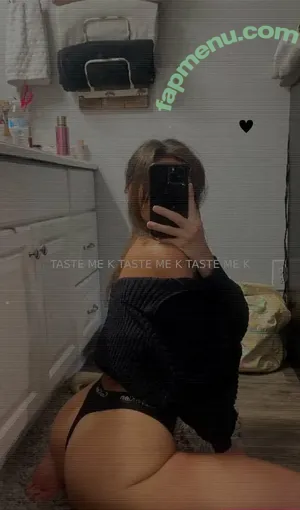 tastemekxoxo / tastekxo nude photo #0011