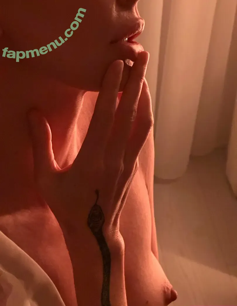 Tatiana Deriabina nude photo #0068 (Derwald / erraforerra / tatianaderiabina2)