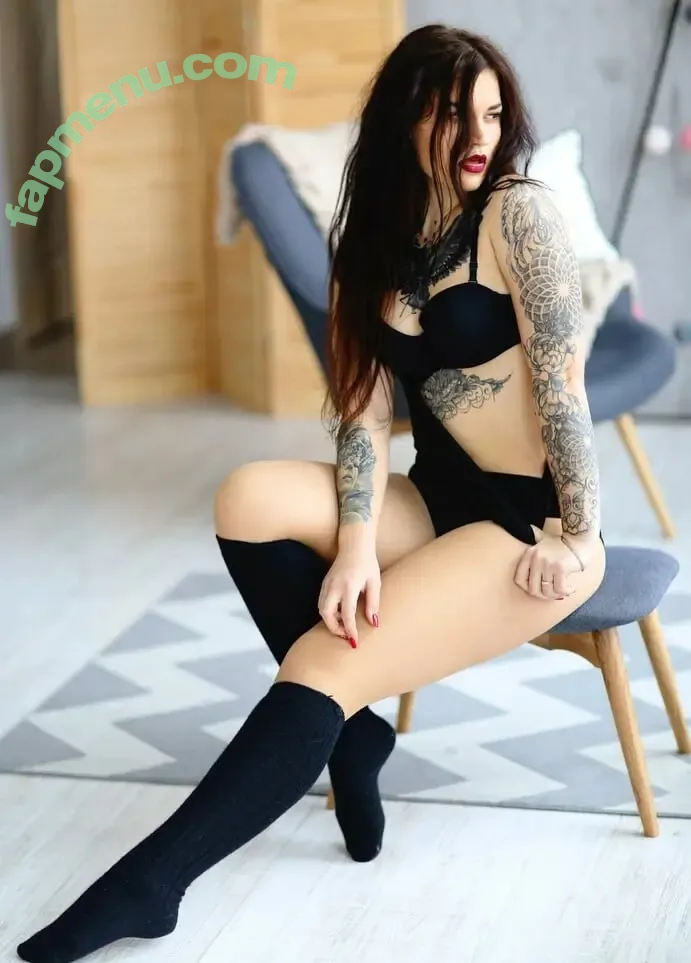 Tattoogirlalia nude photo #0004 (Tattoogirlalia)