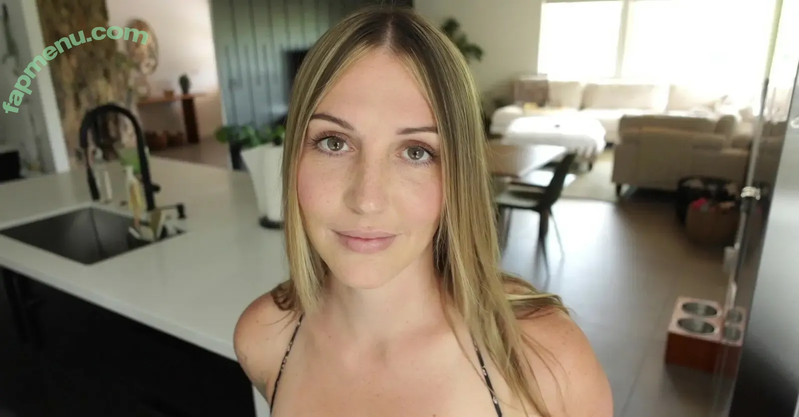 Tatum Christine nude photo #0118 (Lil_Olivia / bigtittytatum / bigtittytatumx / tatumchristine_)