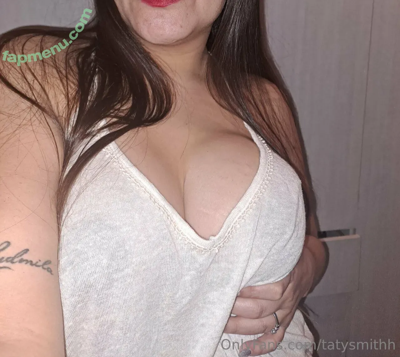 tatysmithh nude photo #0090 (tatysmithh)