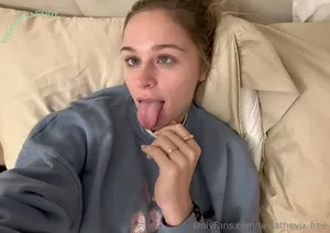 taviathevix-free / itzjusttavia.xx nude photo #0002