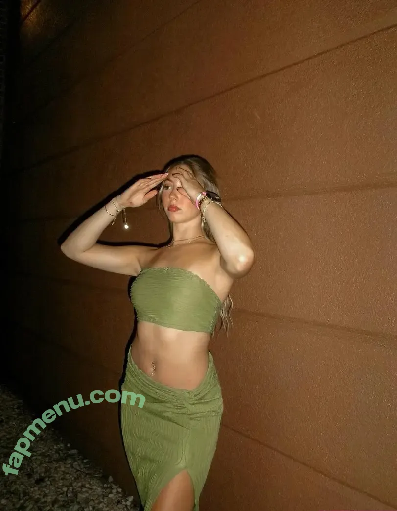 taycarrow nude photo #0031 (taycarrow)
