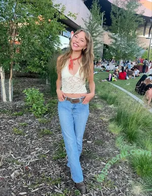 Taylor Hickson / taylor.hickson nude photo #0040