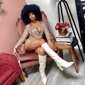Taylor Rooks / taylorrooks nude photo #0010