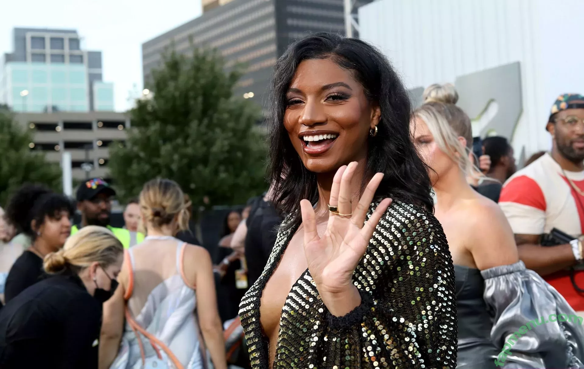 Taylor Rooks nude photo #0045 (taylorrooks)