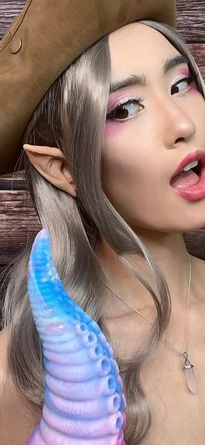 Tayszea / TayTheElfQueen / rosiesapothecary nude photo #0007