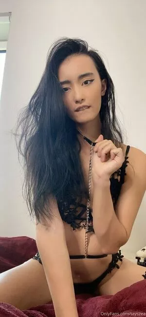 Tayszea / TayTheElfQueen / rosiesapothecary nude photo #0021