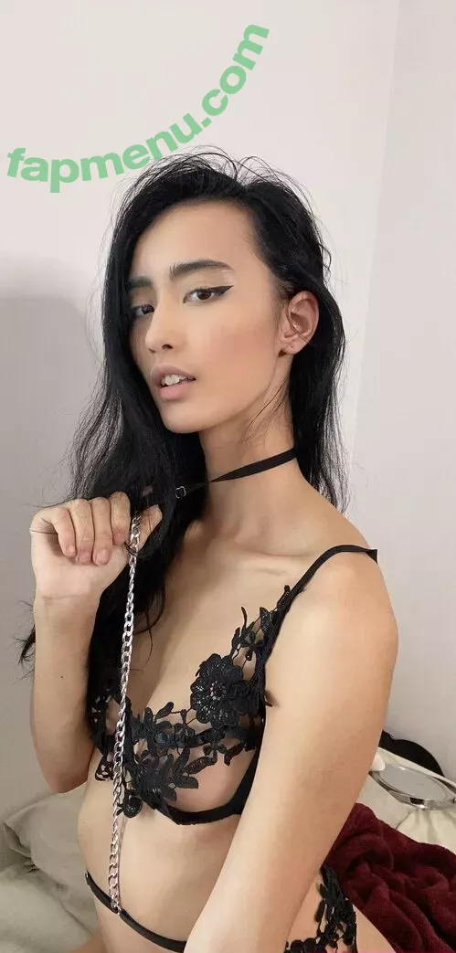 Tayszea nude photo #0026 (TayTheElfQueen / rosiesapothecary)
