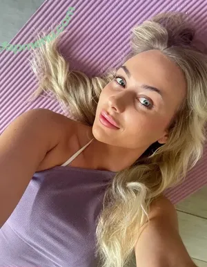  nude photo #0004