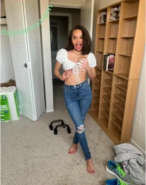 Tazeana / Tanzi / reel / tarzana / tazeana94 / tazeanae nude photo #0008