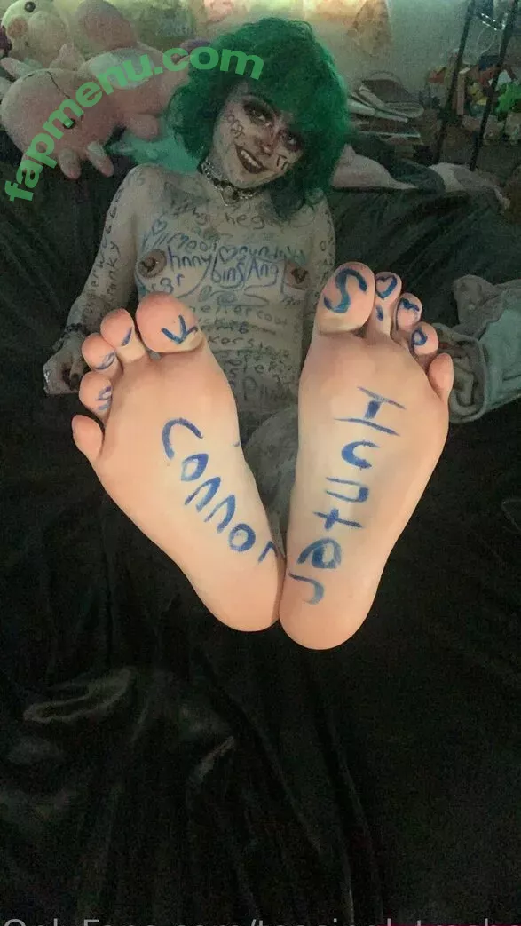 teasinglytrashed nude photo #0019 (sheiscelestee)