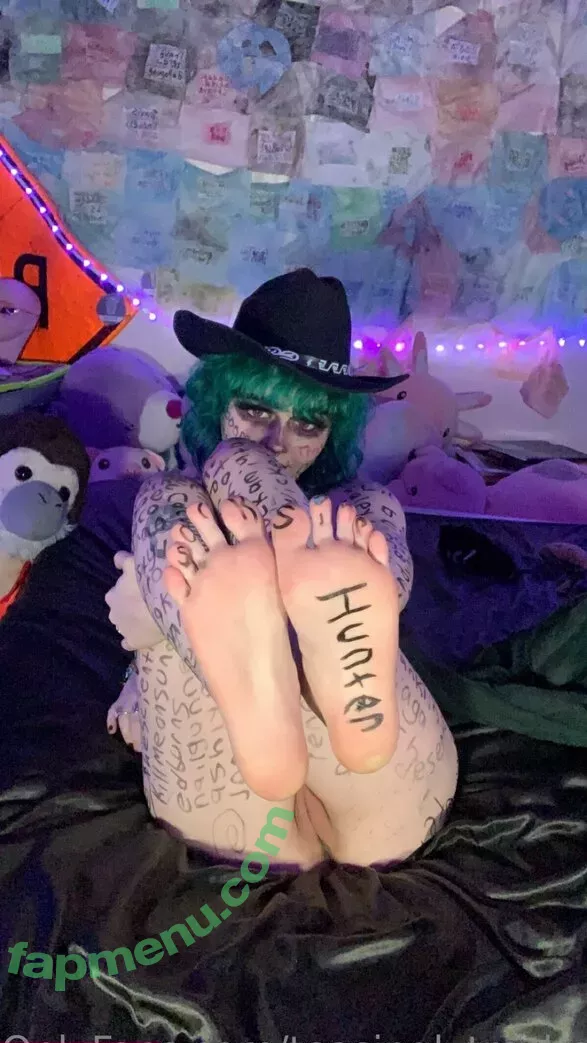 teasinglytrashed nude photo #0083 (sheiscelestee)