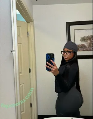 teeteepooh / kydadon___ nude photo #0010