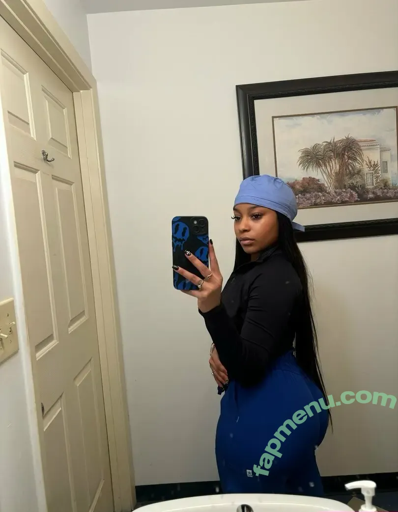 teeteepooh nude photo #0009 (kydadon___)
