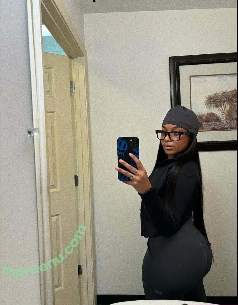 teeteepooh nude photo #0010 (kydadon___)
