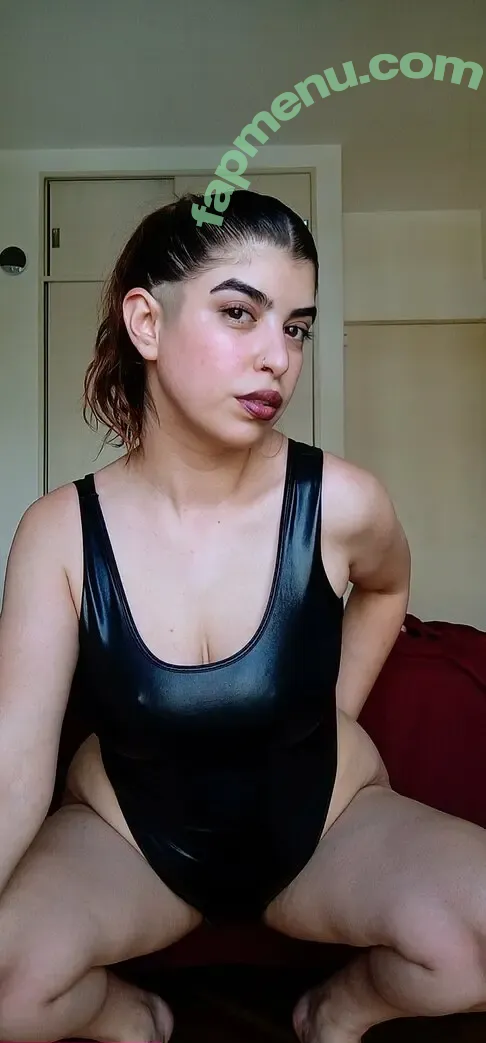 tellmelucy nude photo #0012 (tellmelucy)