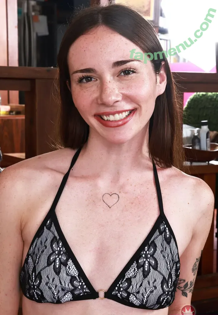 Tess Thompson nude photo #0022 (authortessthompson / tessthompson)