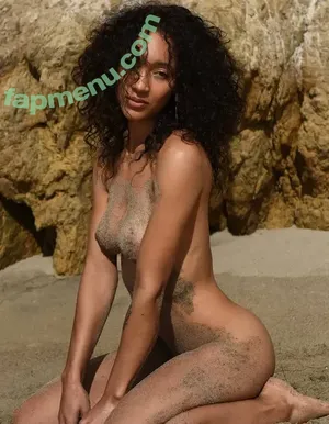 Tessa Zimmerman / tessazimmerman nude photo #0011