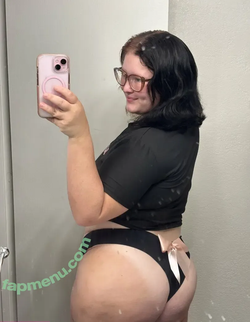 Texasbaddiee nude photo #0019 (Bbycowgirlll / texasbaddieee2)