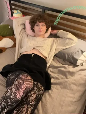  nude photo #0007
