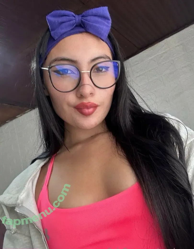 tha_ly nude photo #0002 (thaly_l)