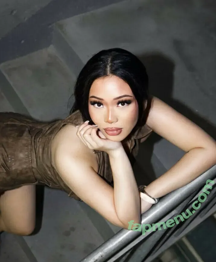 Thailiian nude photo #0257 (Jennifer Tran)